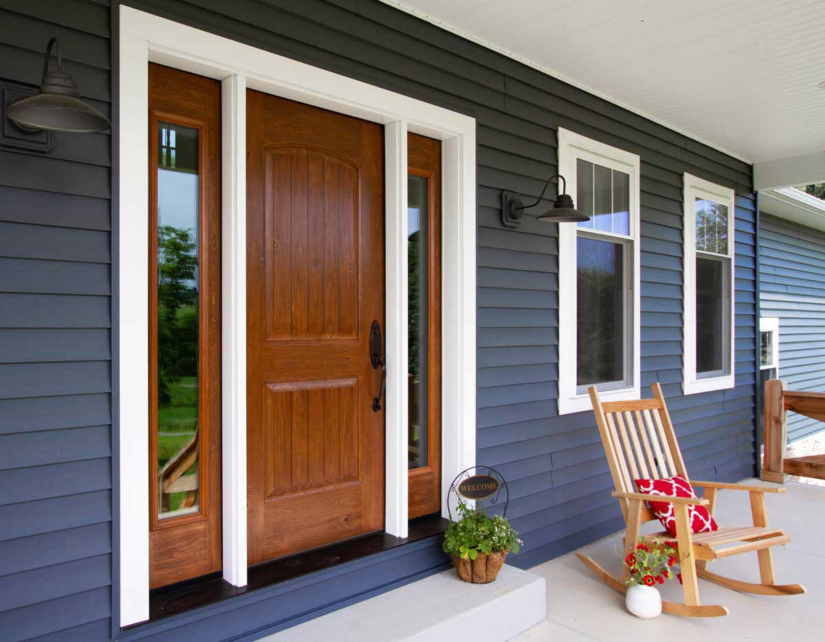 Blog post Benefits of a Fiberglass Entry Door image