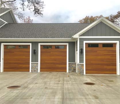Accents Woodtones Garage Door by CHI Overhead Doors